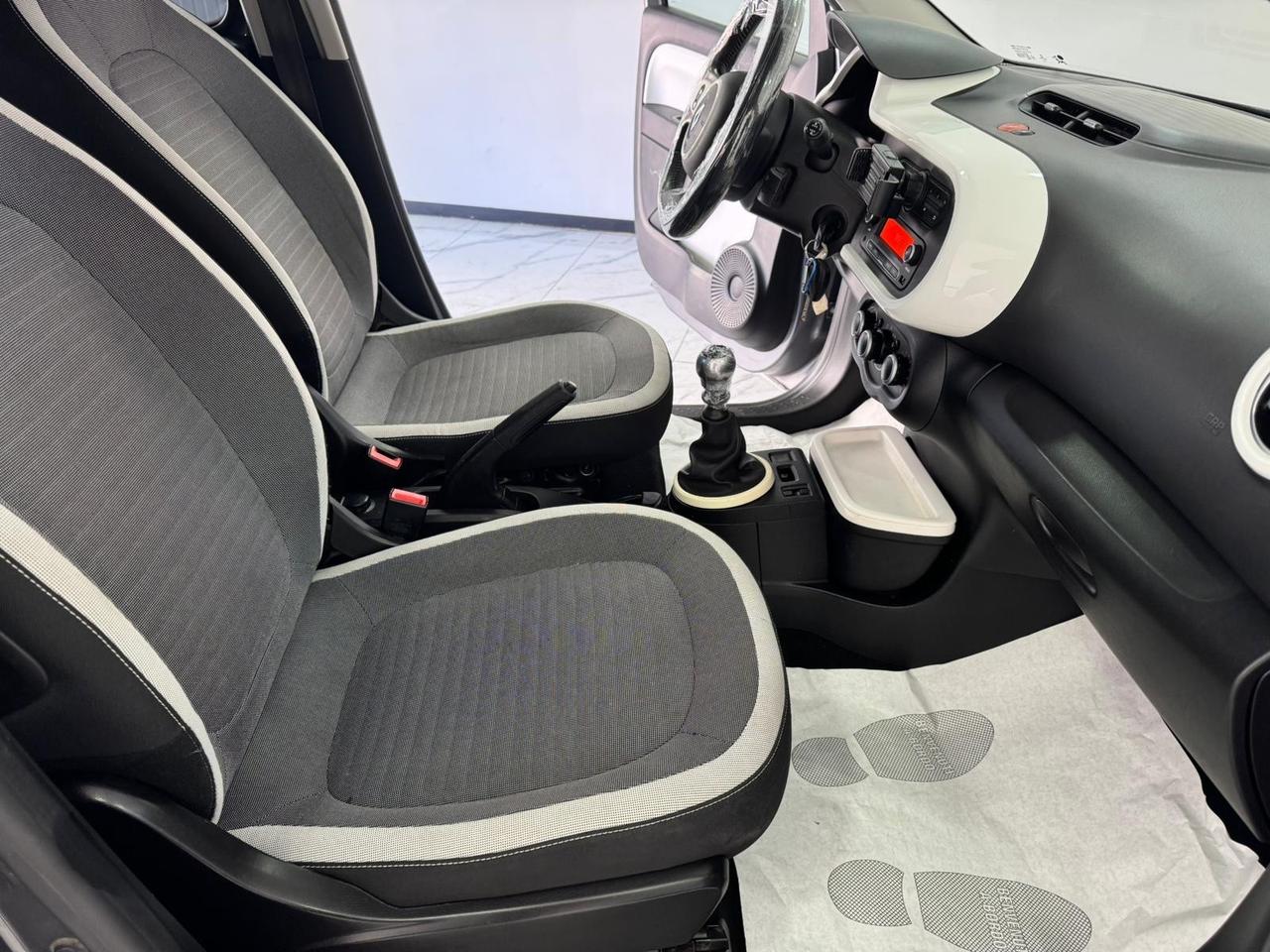 Renault Twingo TCe 90 CV-LIMITED-TAGLIANDATA RENAULT-2017