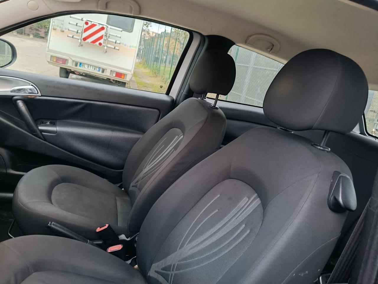 Lancia Ypsilon 1.4 Unyca Ecochic GPL