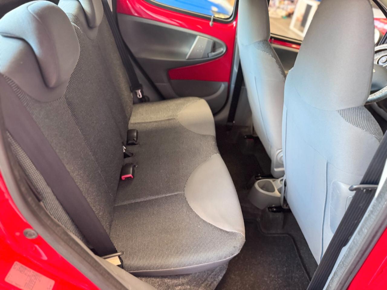 Peugeot 107 1.0 68CV 5p. Desir