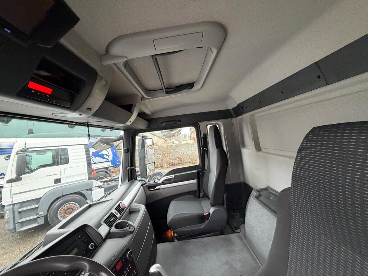 Man tgs 18.440 euro6 motore d26. 2015 manuale