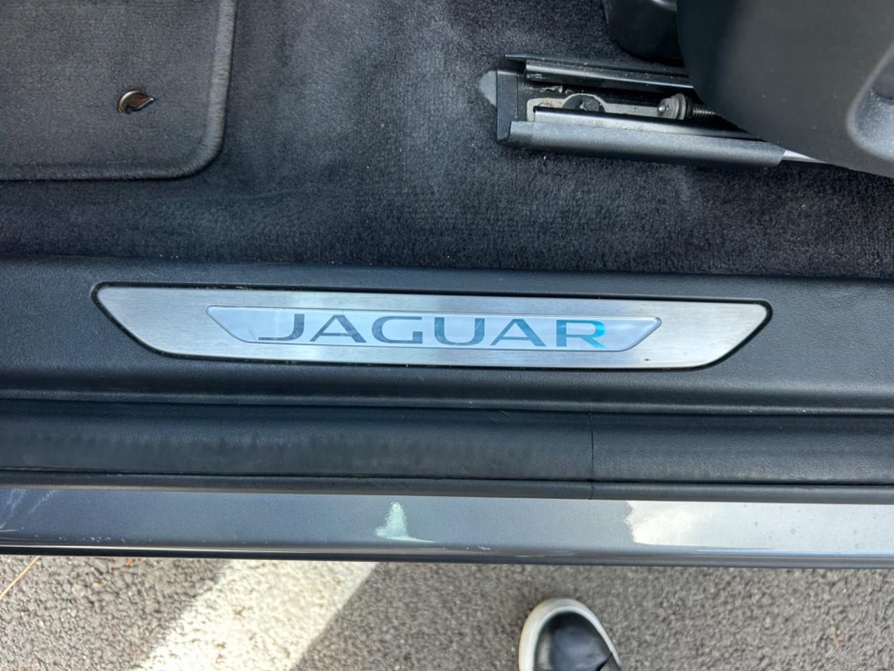 Jaguar E-Pace 2.0D I4 204 CV AWD Auto R-Dynamic HSE
