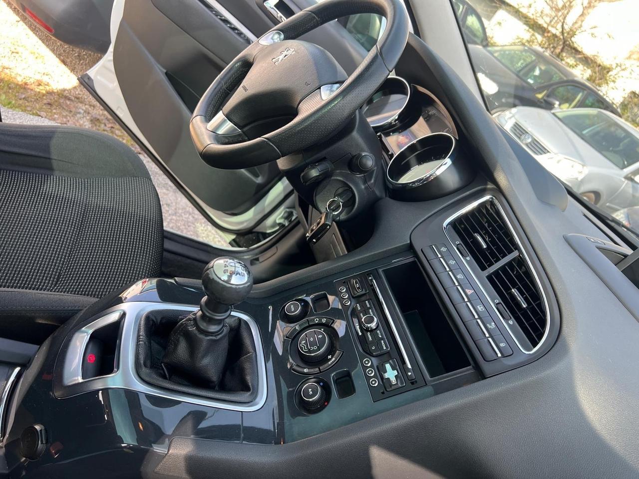 Peugeot 5008 BlueHDi 120 S&S Allure