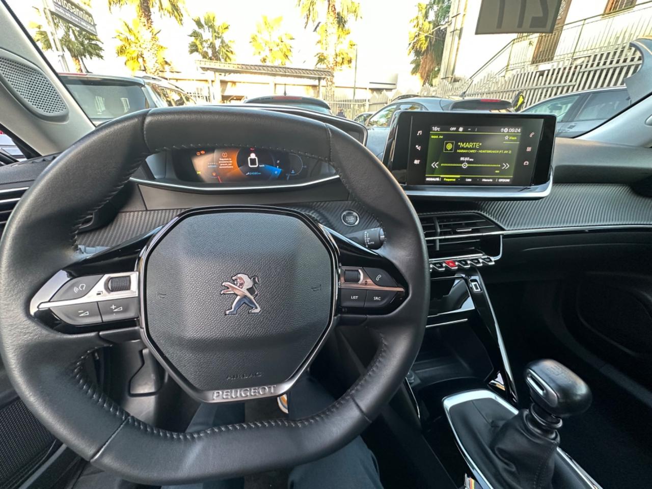 Peugeot 2008 BlueHDi 110 S&S Allure Pack 24.000 km!!!