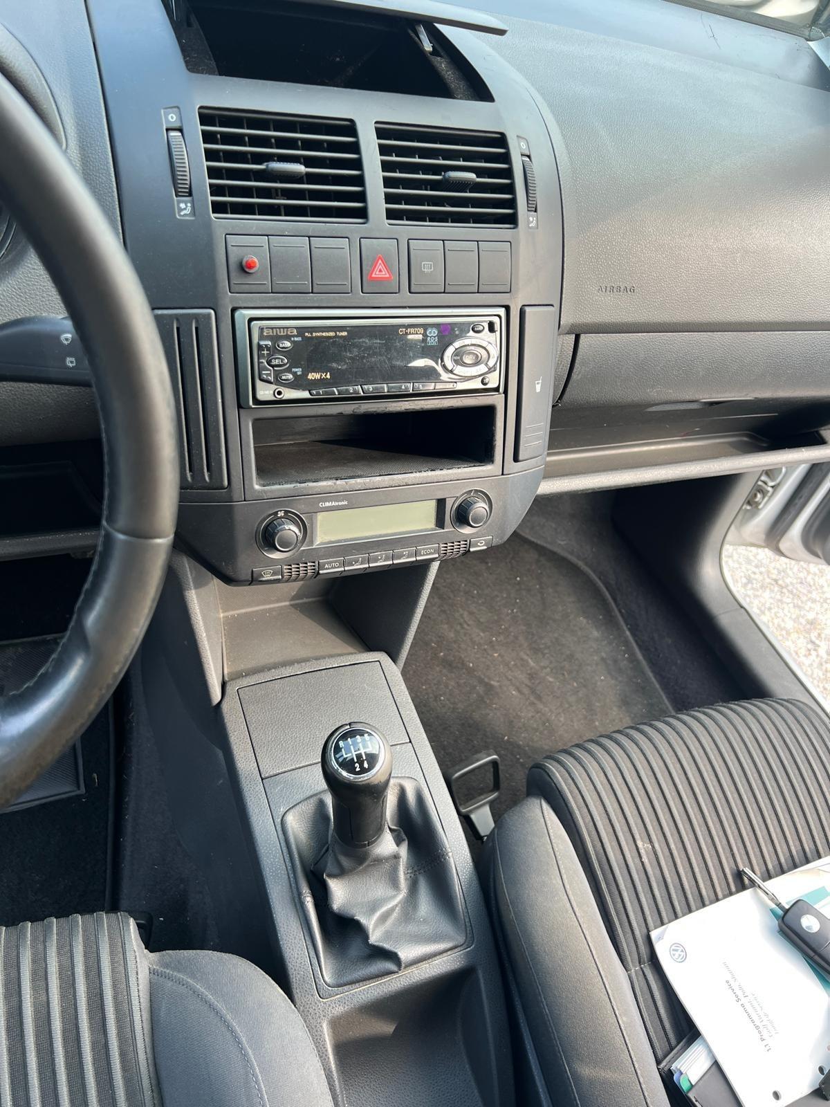 Volkswagen Polo 1.4/80CV TDI 5p. Sportline