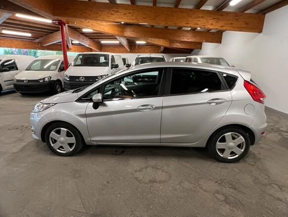 Ford Fiesta 1.4 TDCi 90cv Neopatentati