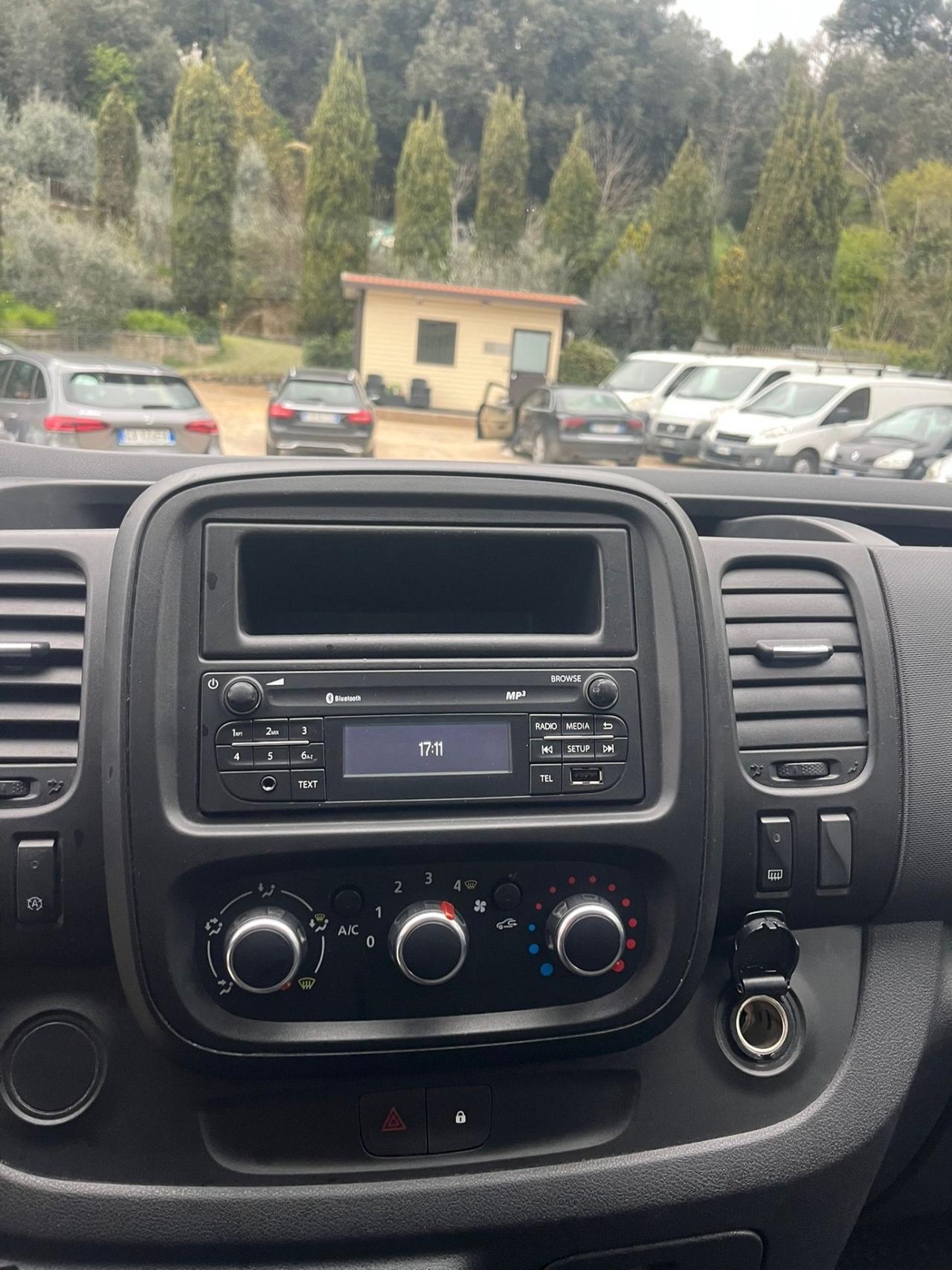 Renault Trafic T27 2.0 dCi 120CV PC-TN Furgone Ice Plus