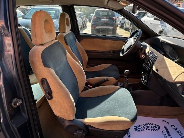 LANCIA Ypsilon Hybrid 1.0 Benz. 70CV Silver - 2022