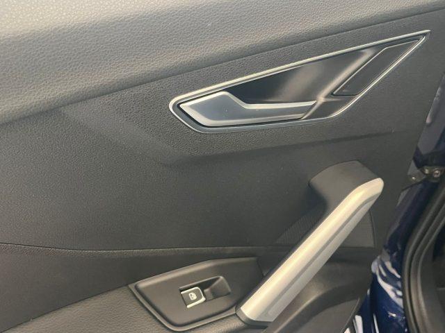 AUDI Q2 35 TDI quattro S tronic S line Edition