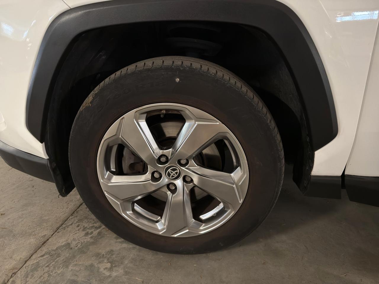 Toyota RAV 4 RAV4 2.5 HV (218CV) E-CVT 2WD Dynamic