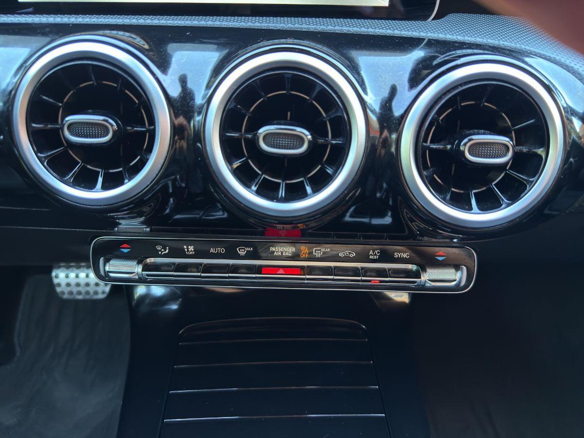 MERCEDES - Classe A - A 180 d 116CV Automatic 4p. Premium AMG