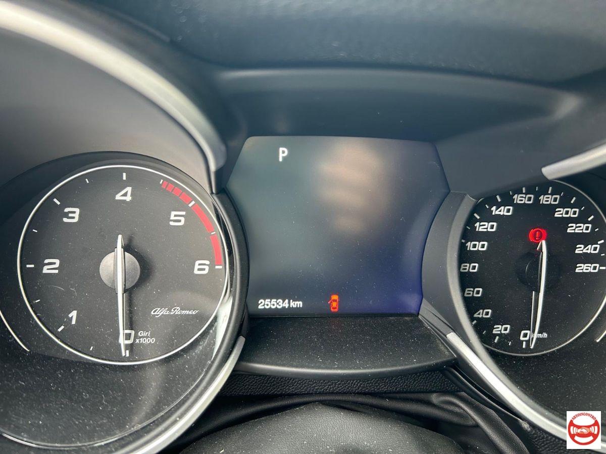 ALFA ROMEO - Stelvio - 2.2 T.diesel 210 AT8 Q4 VeloceTì