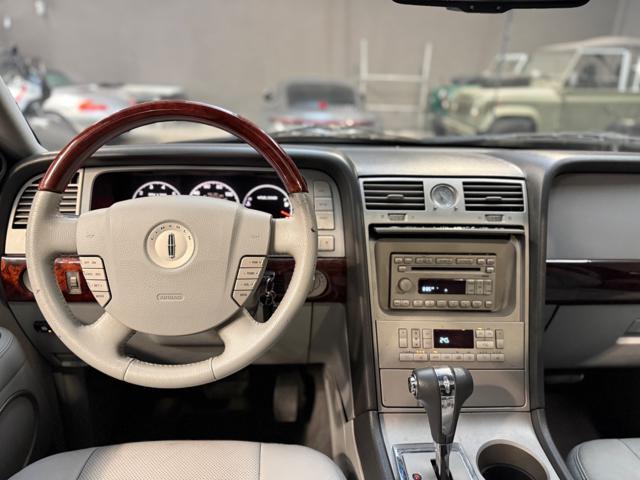 LINCOLN Navigator 5.4I V8