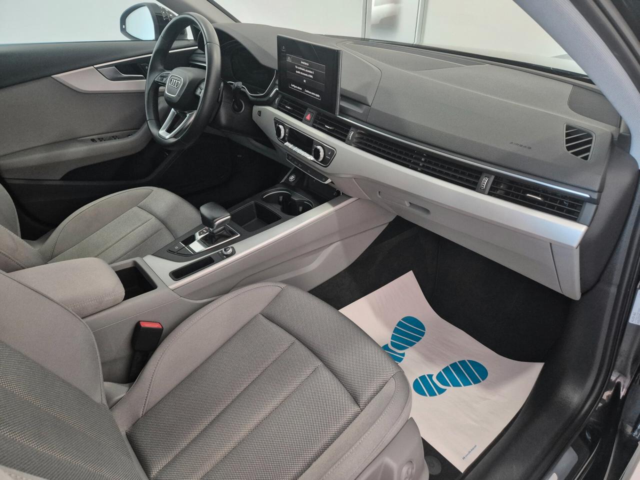Audi A4 Avant 30 TDI/136 CV S tronic Business Advanced