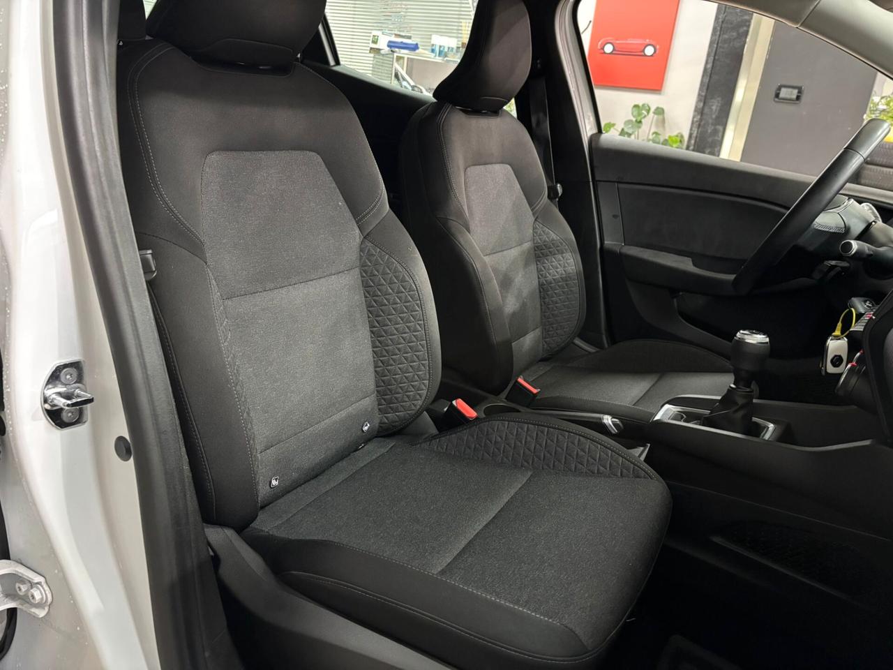 Renault Clio TCe 100 CV 5 porte Business