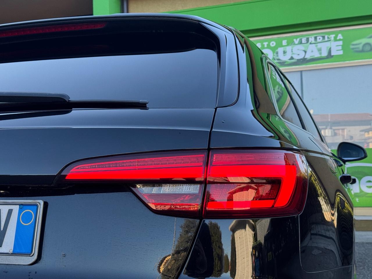 Audi A4 2.0 TDI 150 CV ultra S-Line Sport