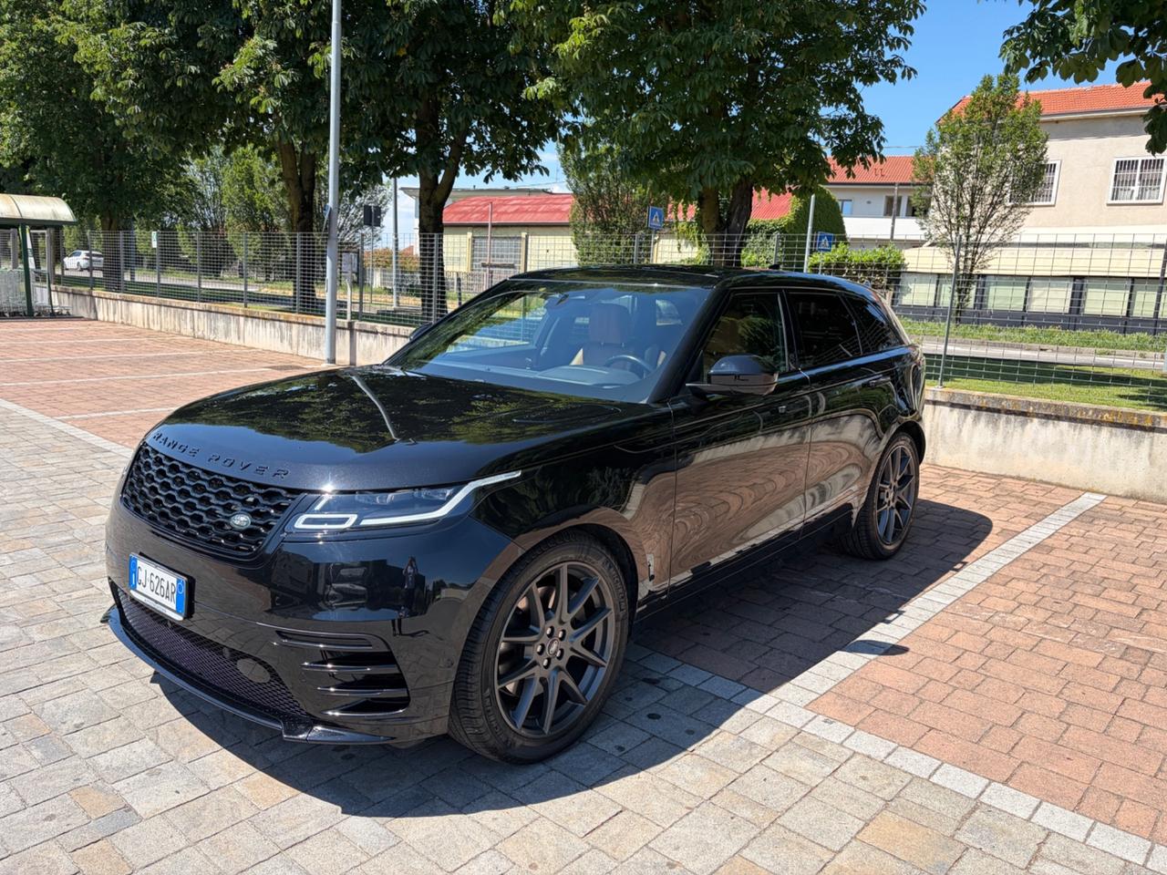 Land Rover Range Velar 3.0D l6 300 CV R-Dynamic HSE