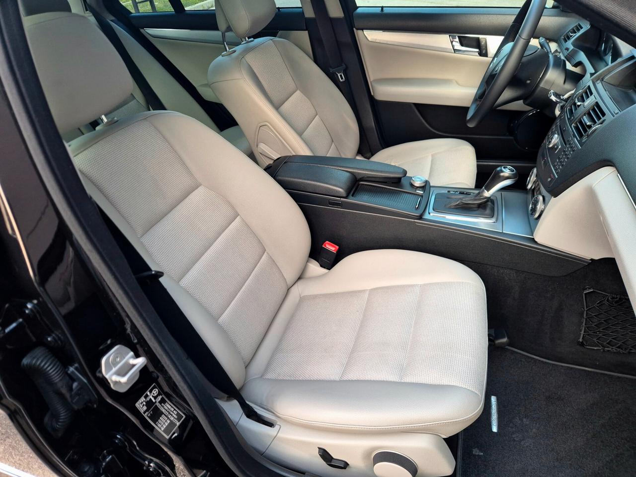 Mercedes-benz C 350 CDI BlueEFFICIENCY Avantgarde