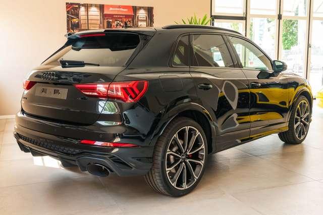 Audi RS Q3 quattro S tronic Listino 94.300 €