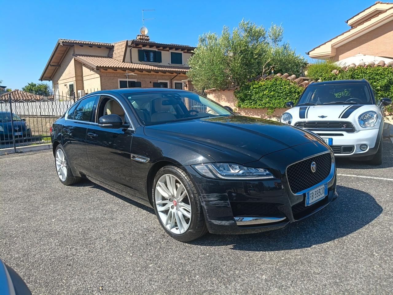 Jaguar XF 2.0 D E-Performance aut. Prestige