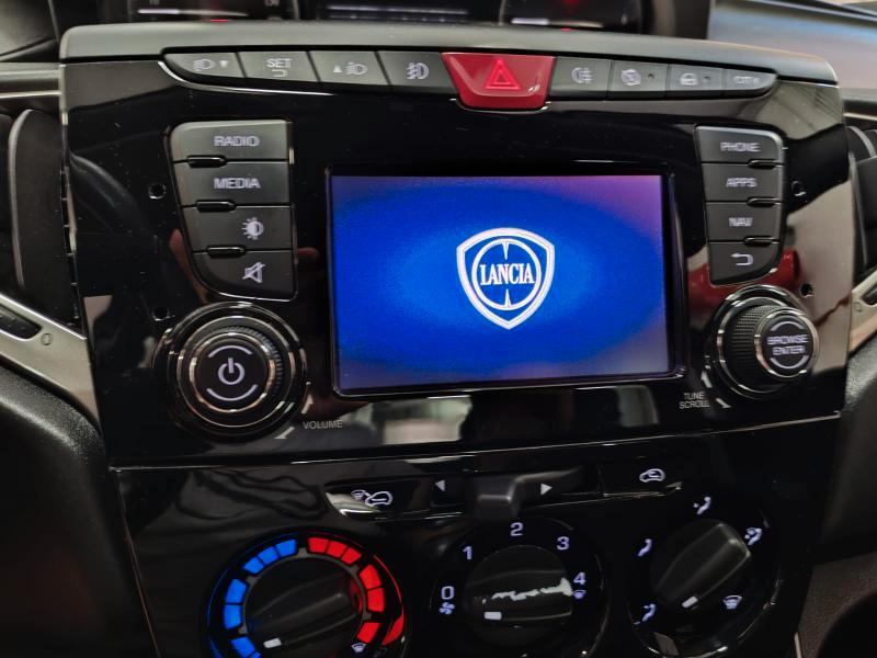 Lancia Ypsilon 5 Porte Ypsilon 1.0 HYBRID Gold 70cv