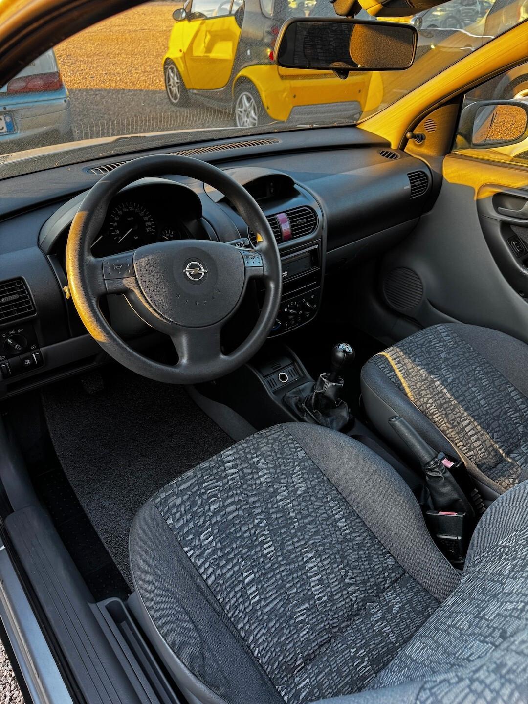 Opel Corsa 1.0i 12V cat 3 porte