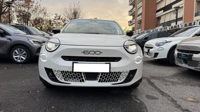 FIAT 600 HYBRID1.2 110CV DCT MHEV LA PRIMA*24M.G*CAM.360°**