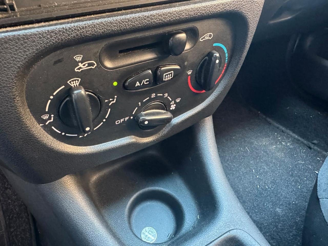 Peugeot 206 Plus 1.1 60CV 5p. Trendy
