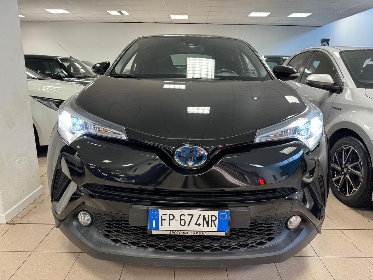 Toyota C-HR 1.8 Hybrid E-CVT Trend