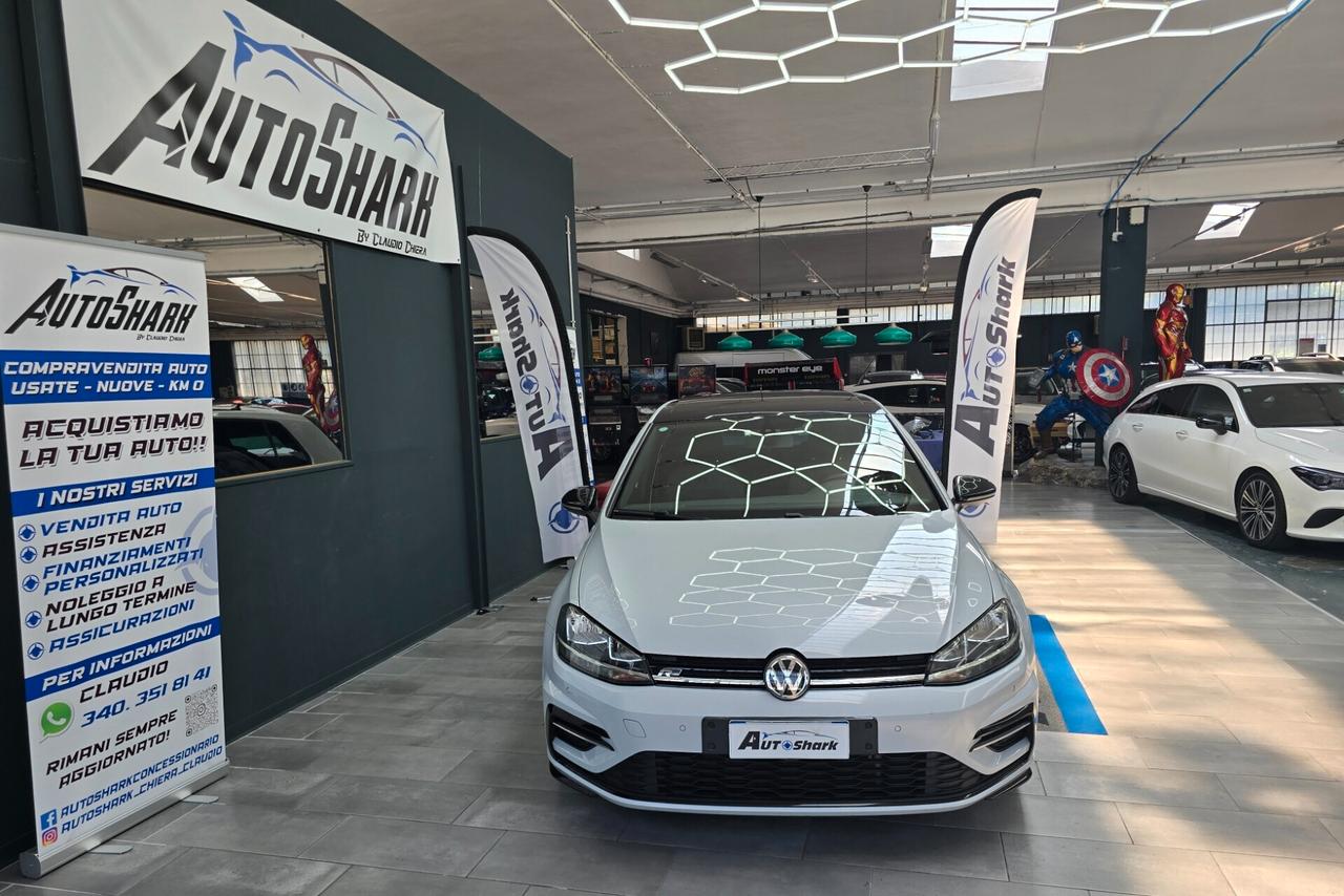 VOLKSWAGEN GOLF R-Line 2.0 TDI DSG 150CV 5p. SPORT