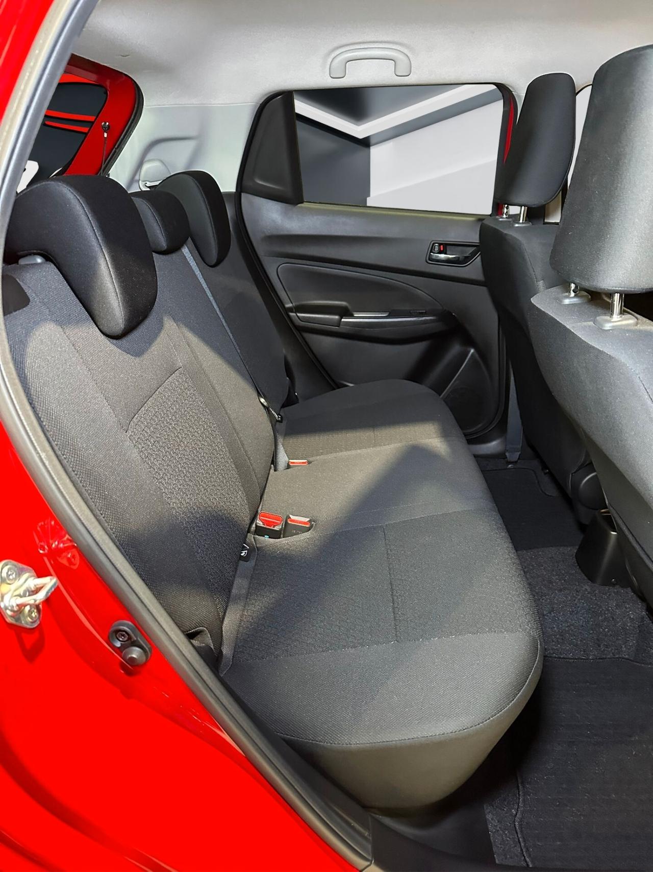 Suzuki Swift 1.2 Hybrid Top