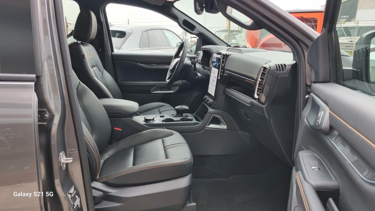 Ford Ranger 2.0 ECOBLUE DC Wildtrak 5 posti Autocarro 205 cv