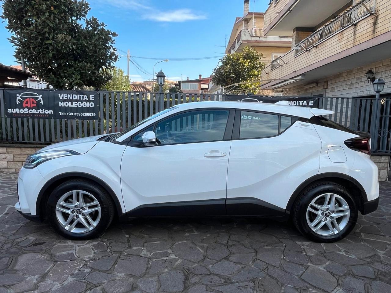 Toyota C-HR 1.8 Hybrid E-CVT Active
