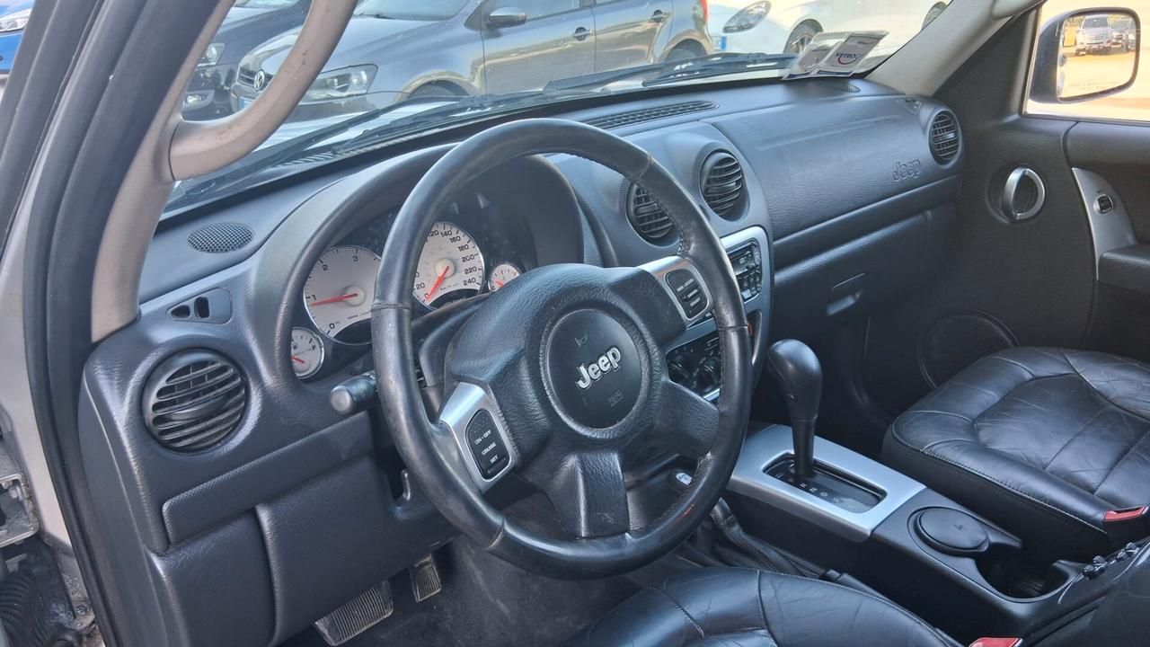 Jeep Cherokee 2.8 CRD Sport