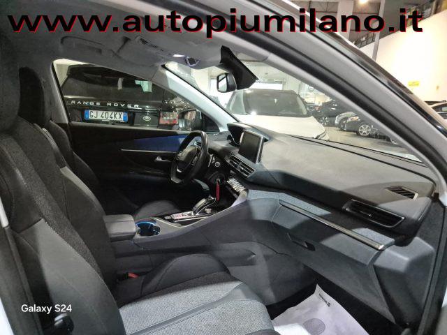 PEUGEOT 5008 BlueHDi 130 S&S EAT8 Allure