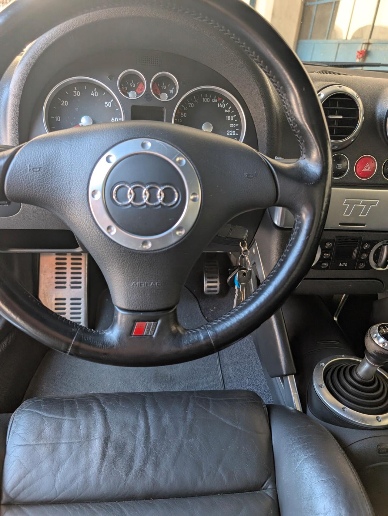 Audi TT Coupé 1.8 T 20V 225 CV cat quattro IN ARRIVO