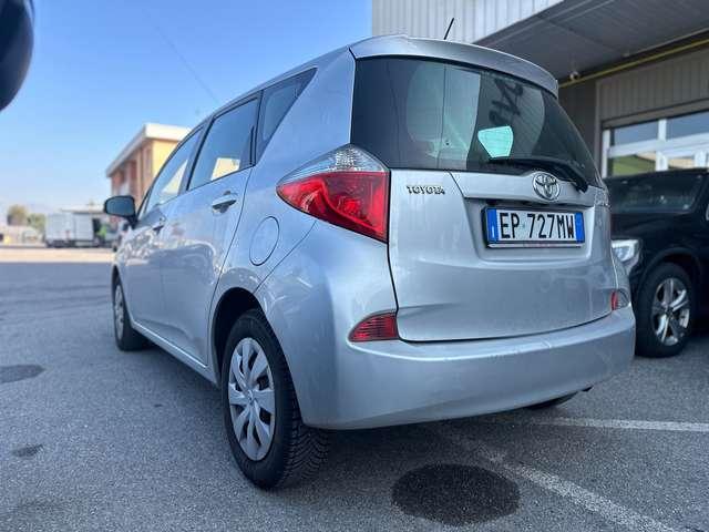 Toyota Verso-S Verso-S 1.3 Active (mt)