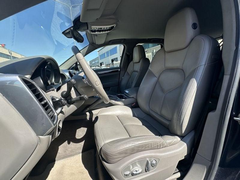 Porsche Cayenne 3.0TD Tiptronic