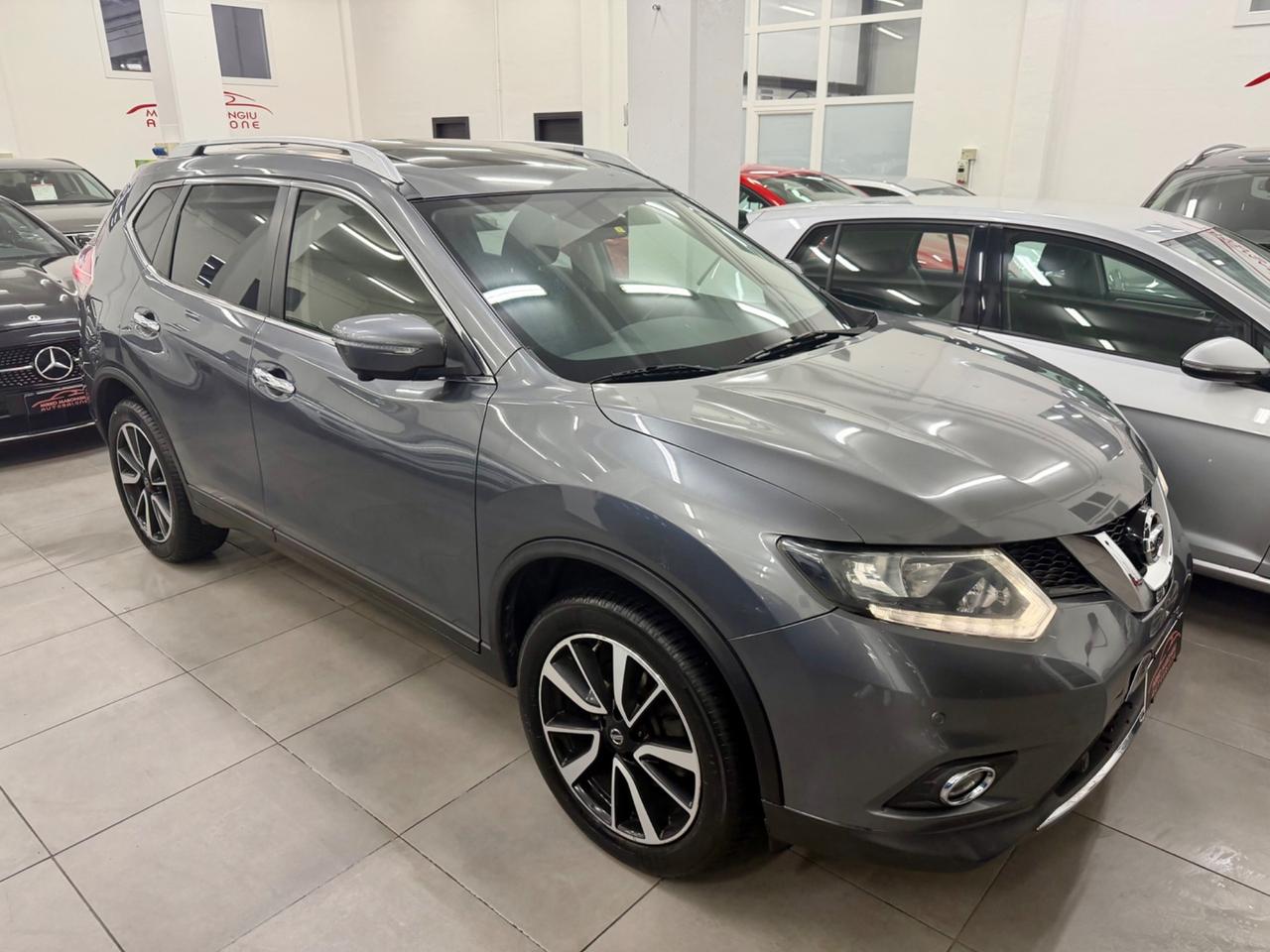 Nissan X-Trail Tekna tetto apribile 7 posti FINANZIABILE