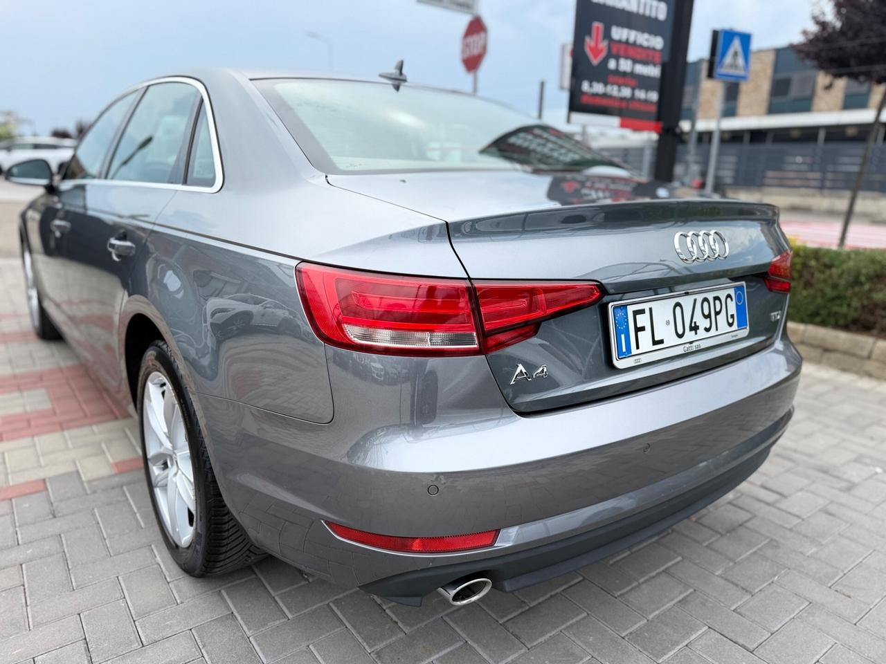 Audi A4 2.0 TDI BERLINA 150 CV ultra S tronic Sport