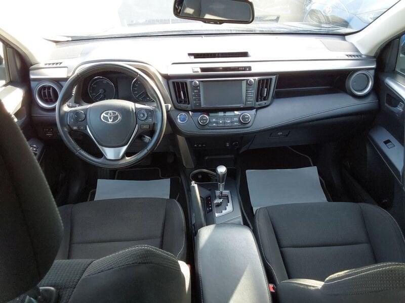 Toyota RAV4 2.5 Hybrid 2WD Active