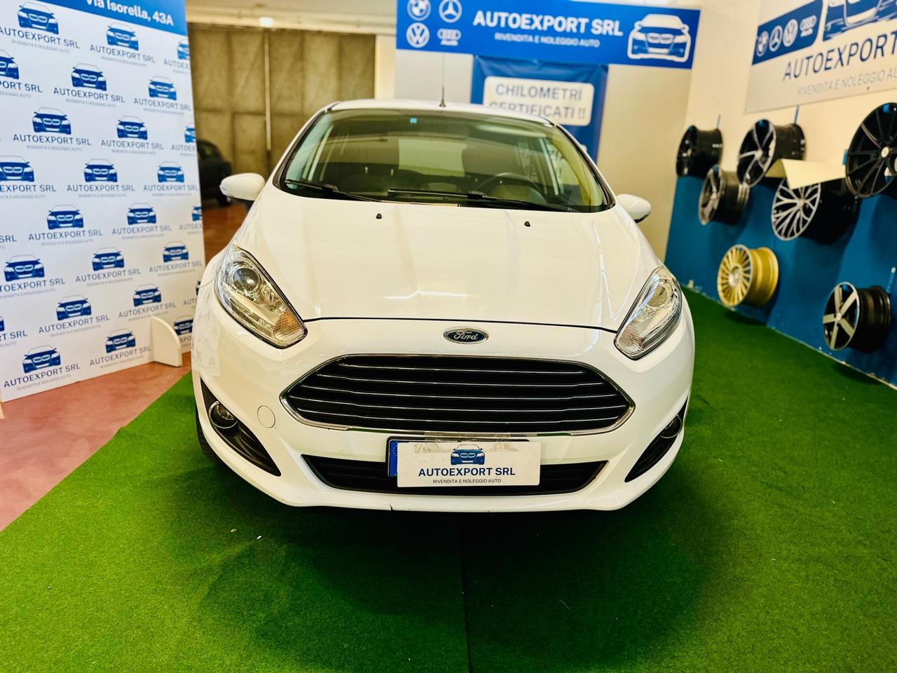 Ford Fiesta 1.5 TDCi 75CV 5 porte Titanium/2015/ok neopatentati