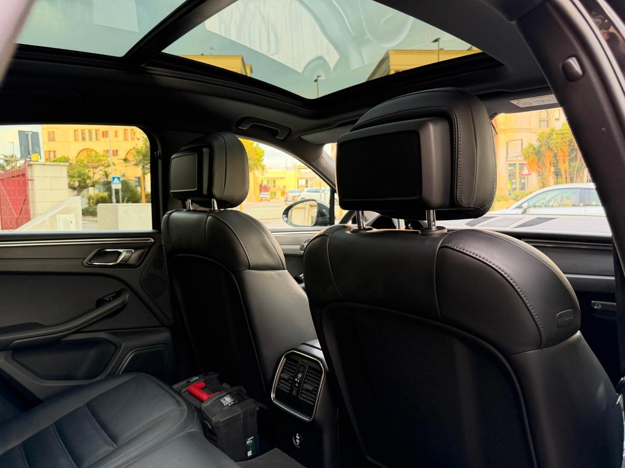 Porsche Macan 2.0 245CV