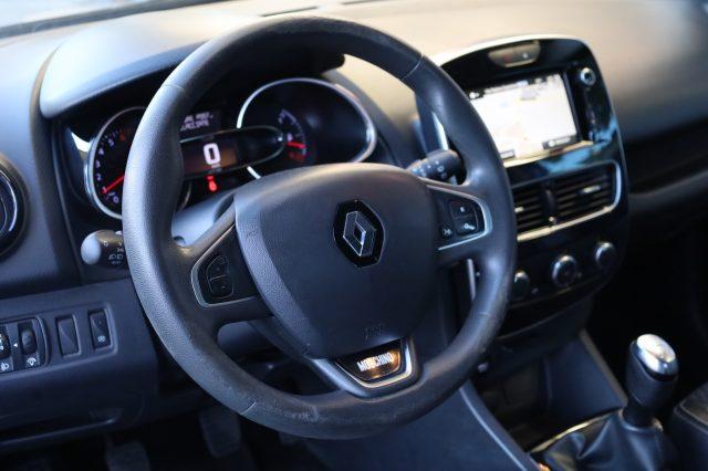 RENAULT Clio TCe 75CV 5p. Moschino per NEOPATENTATI Navi Camer