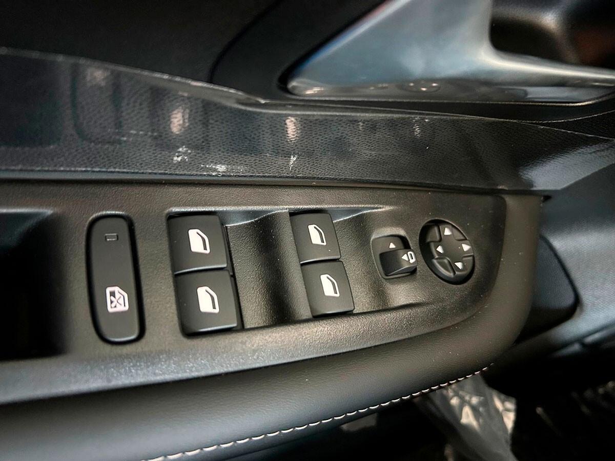 Peugeot 208 PureTech 100 Stop&Start 5 porte Allure