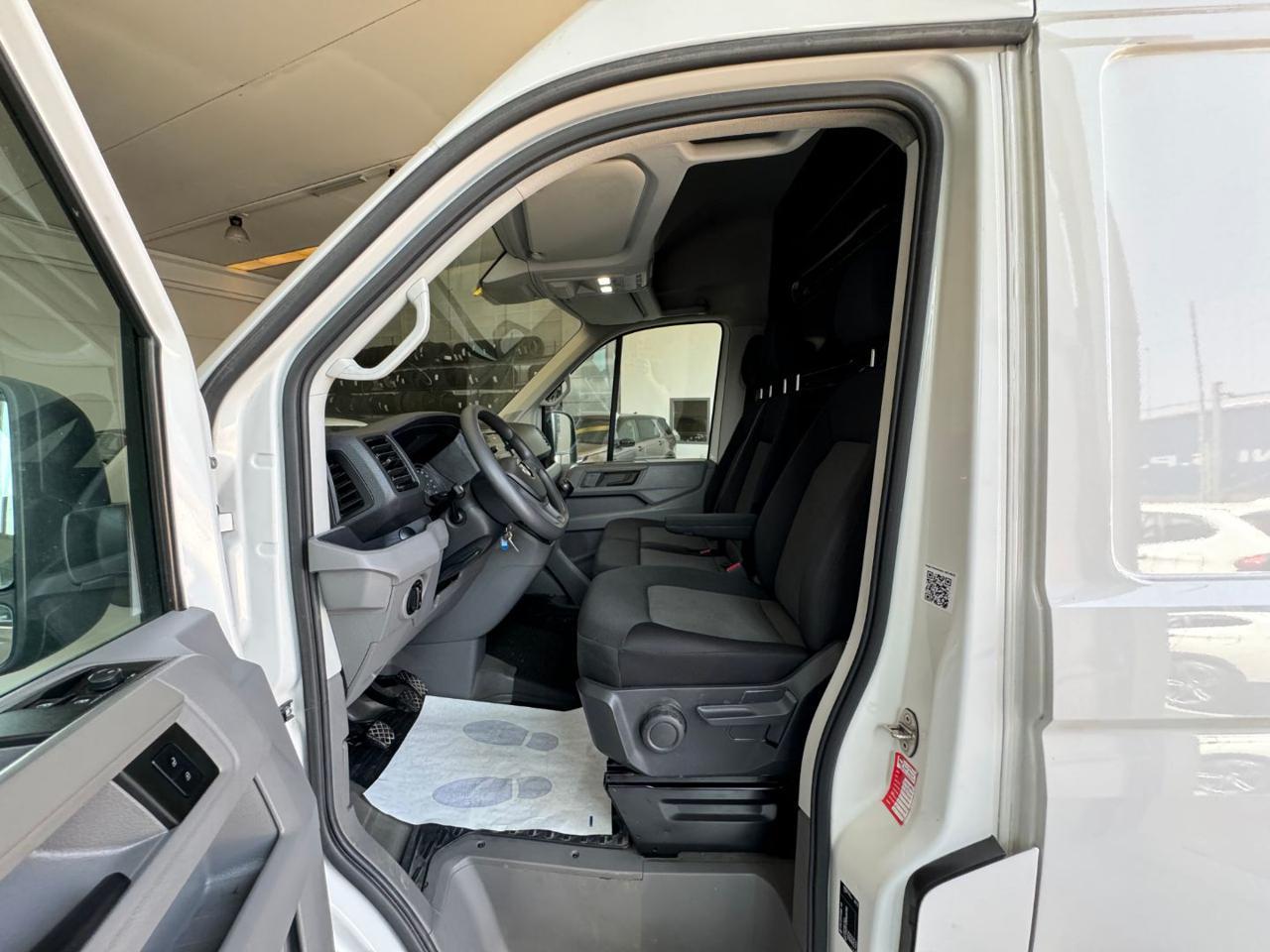 VOLKSWAGEN Crafter 30 2.0 TDI 140CV L3 H2 Furgone Business
