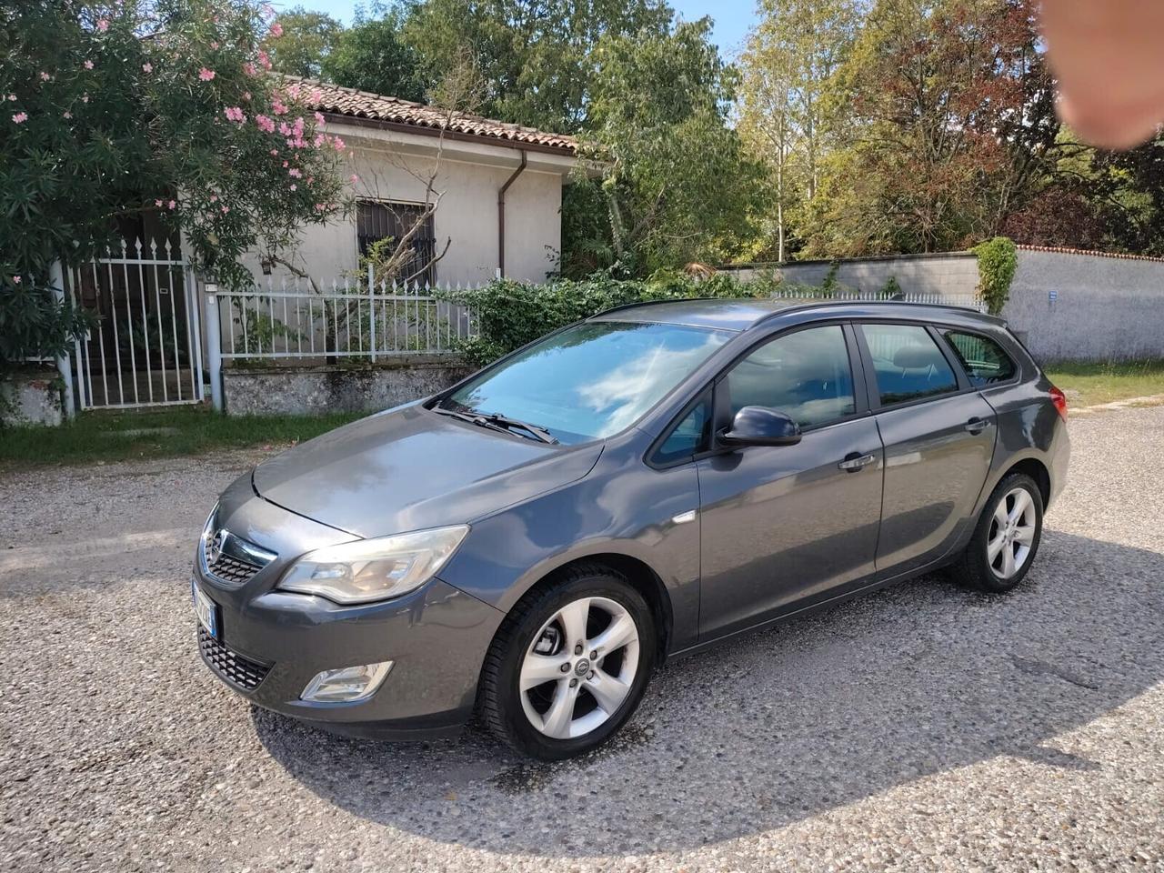 Opel Astra 1.7 CDTI 125CV Sports Tourer Cosmo