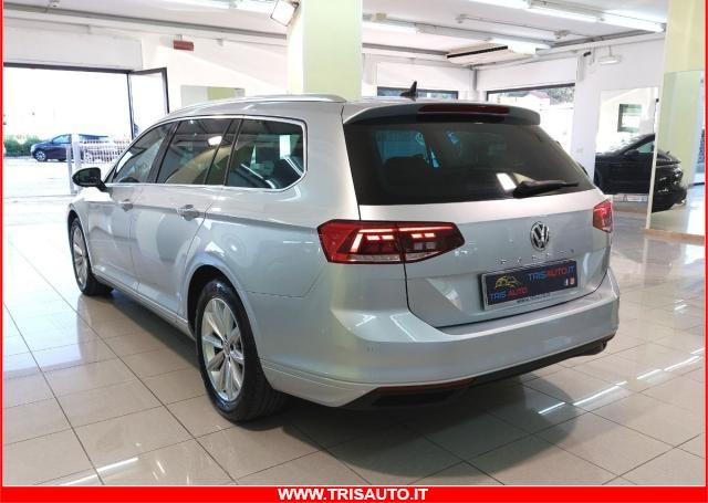 VOLKSWAGEN Passat Variant 1.6 TDI Dsg Business IVATA (FULL LED+NAVI)