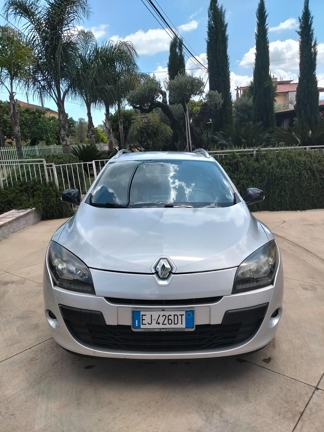 Renault Megane Mégane 1.5 dCi 110CV EDC Attractive
