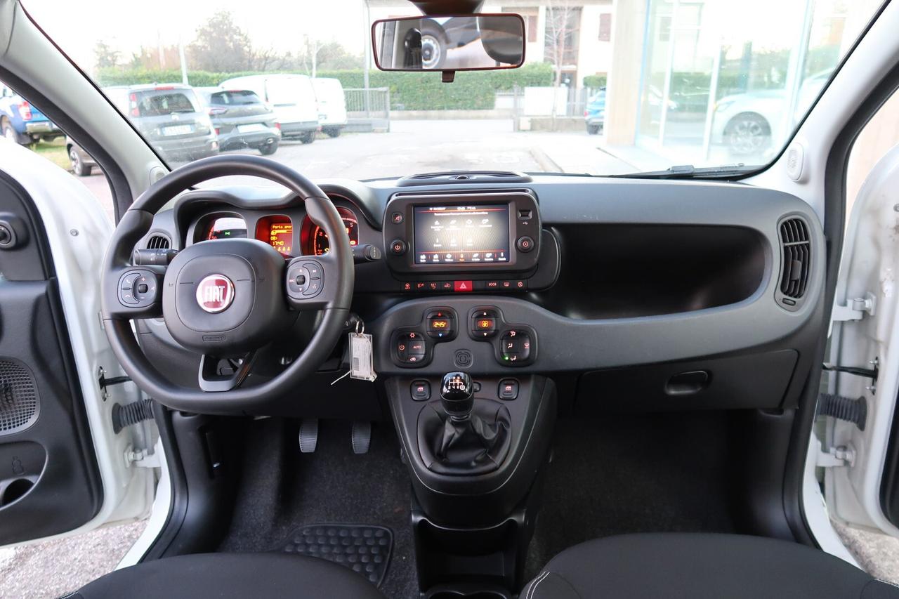 Fiat Panda 1.0 FireFlyHybrid Cross