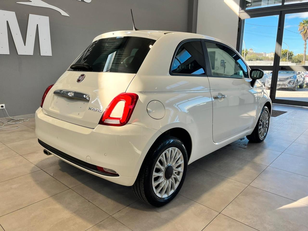 Fiat 500 1.0 Hybrid Dolcevita